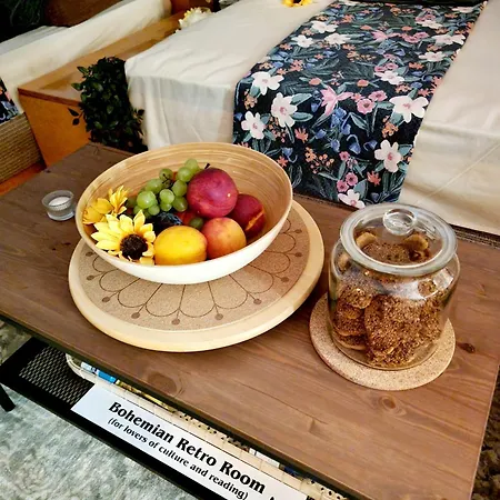 Bohemian Retro Βάρνα